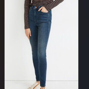 Madewell 10" High Rise Roadtripper Supersoft Jeans in Playford Wash - Size 24